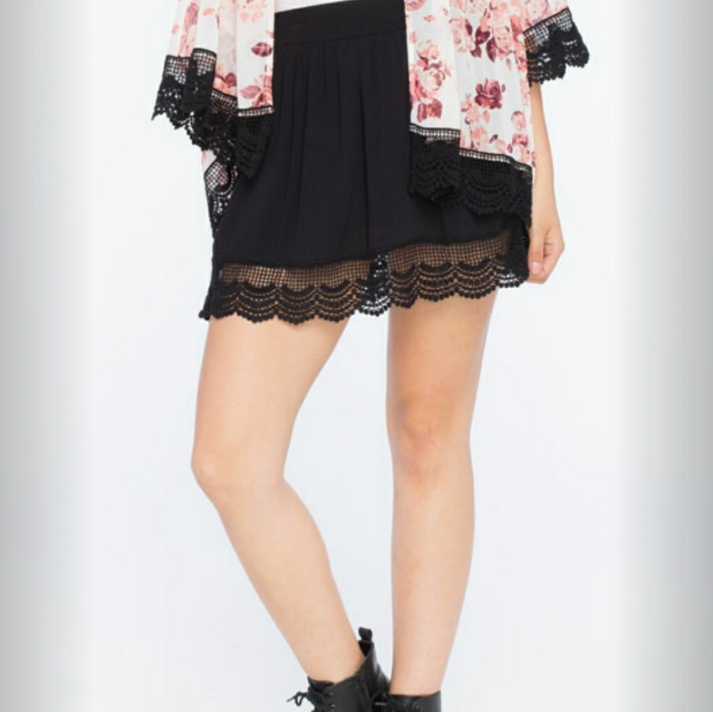 Full tilt skirt crochet trim